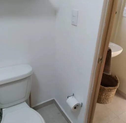 Cómodo Y Cerca Del Centro Histórico Apartamento